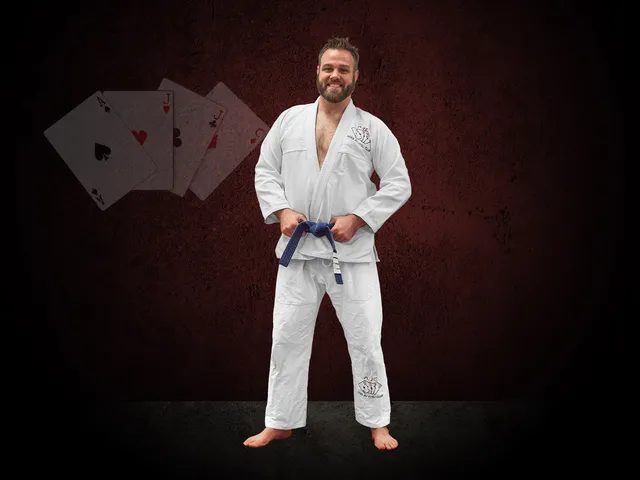 Coach Luke Wear of Aces Jiu Jitsu Club